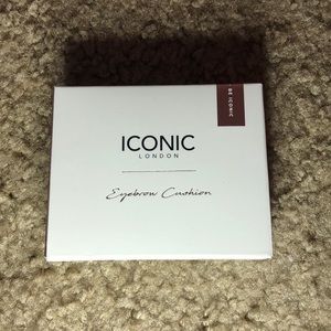 New! Iconic London Eyebrow Cushion shade medium
